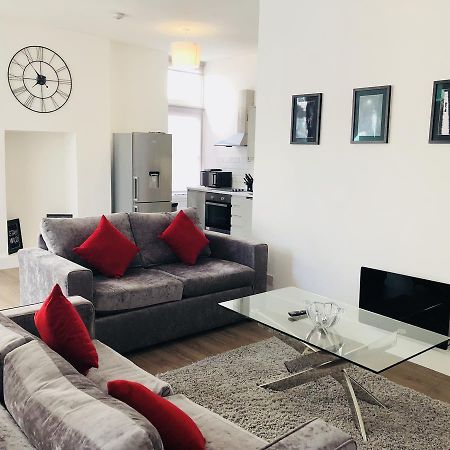 Spacious & Modern 2 Bed Apartment At Knightsbridge Londyn Zewnętrze zdjęcie